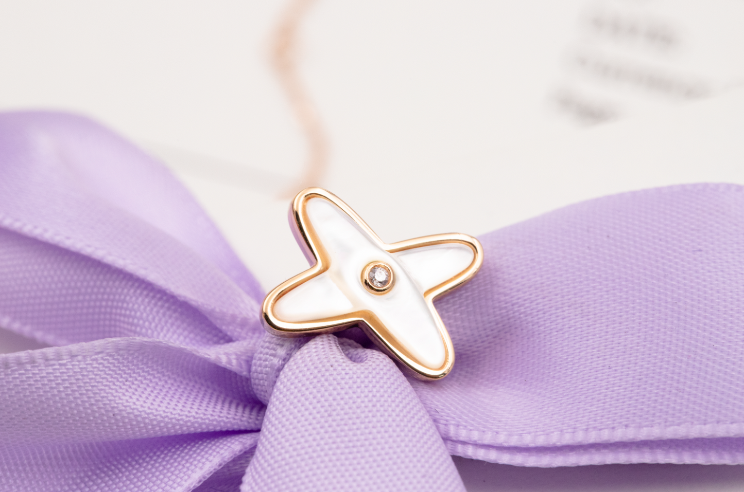 [Love Aura]JEUX DE WHITE MOP ROSE GOLD DIAMOND EARRINGS