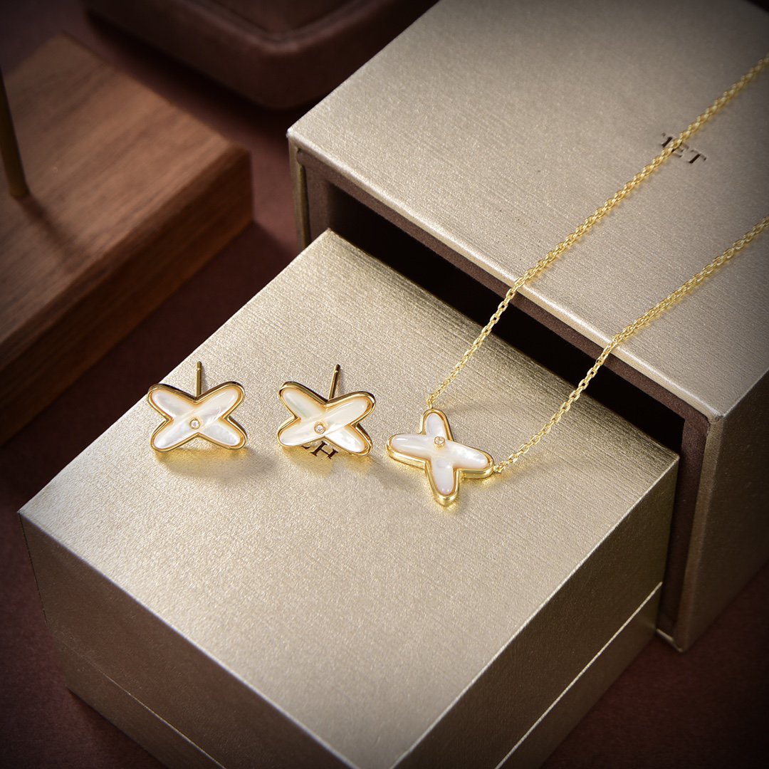 [Love Aura]JEUX DE WHITE MOP GOLD DIAMOND EARRINGS