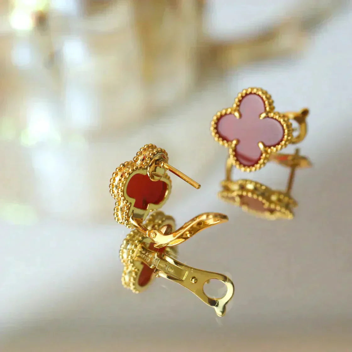 [Love Aura]CLOVER MEDIUM 1 MOTIFS CARNELIAN  EARRINGS