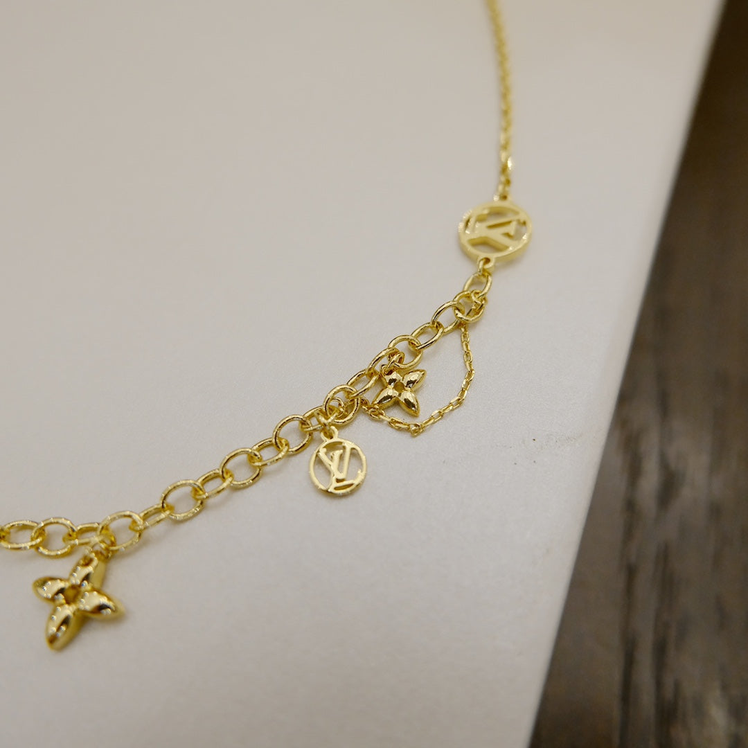 [Love Aura]BLOOMING SUPPLE NECKLACE BRASS