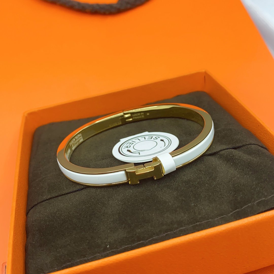 [Love Aura]CLASSIC HM CLIC WHITE 8MM ENAMEL BRACELET