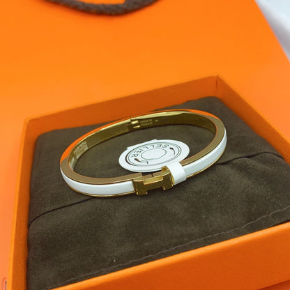 [Love Aura]CLASSIC HM CLIC WHITE 8MM ENAMEL BRACELET