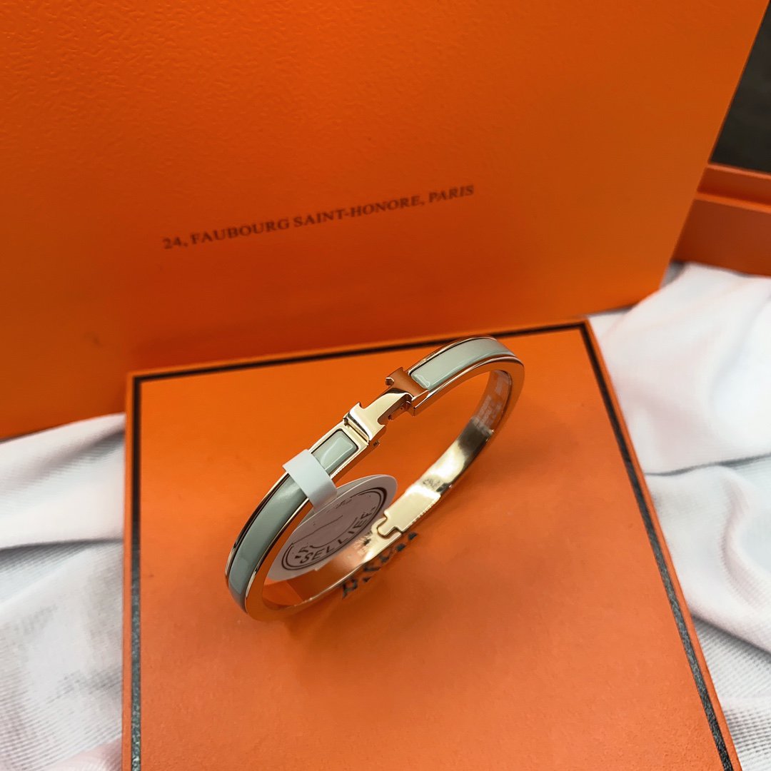 [Love Aura]CLASSIC HM CLIC GREEN 8MM ENAMEL BRACELET