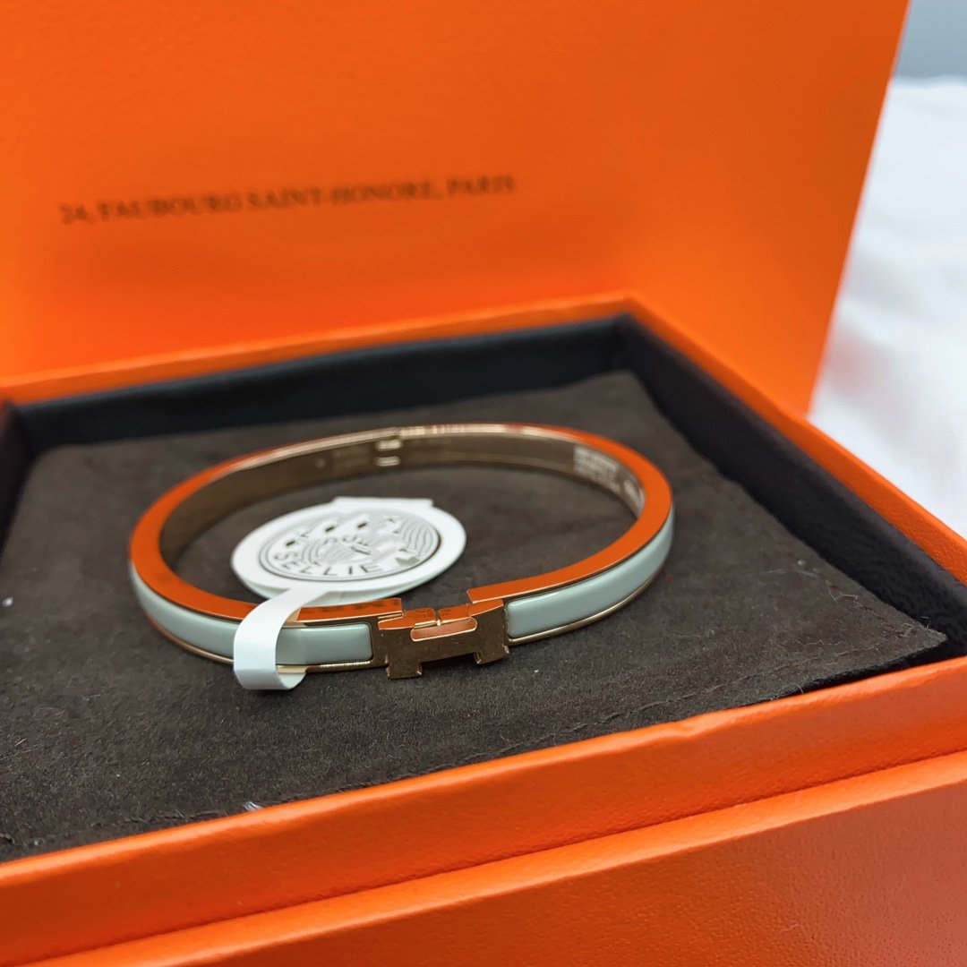 [Love Aura]CLASSIC HM CLIC GREEN 8MM ENAMEL BRACELET