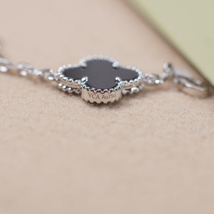 [Love Aura] CLOVER 5 MOTIF ONYXS BRACELET COLLECTION