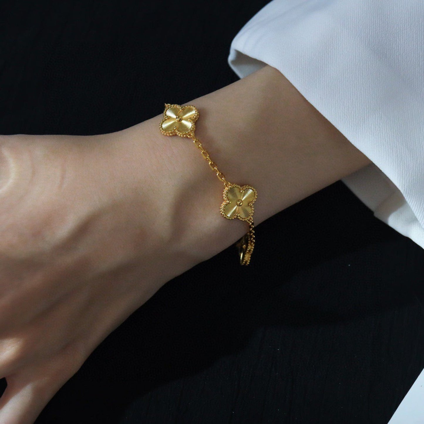 [Love Aura]CLOVER 5 FLOWERS LASER BRACELET