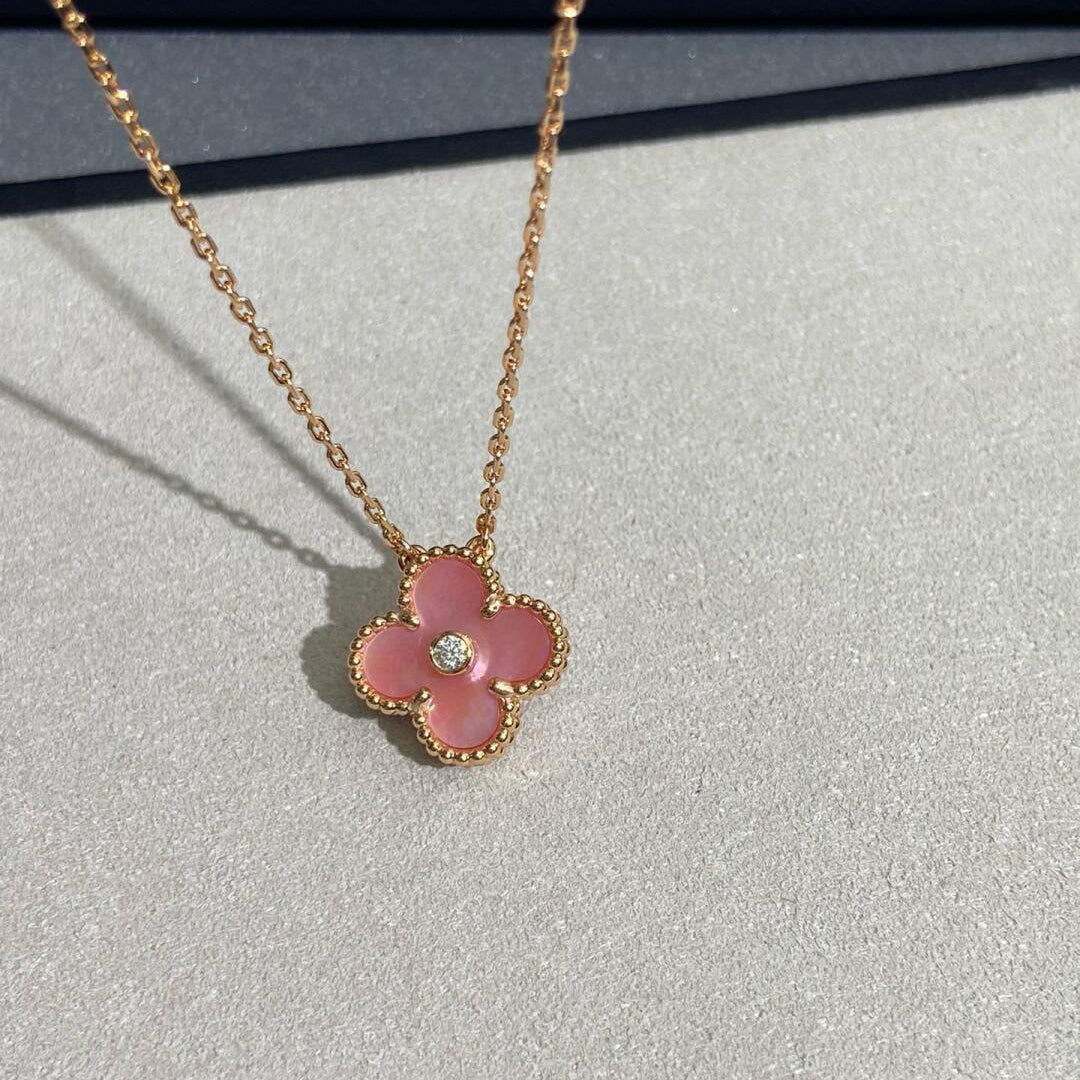 [Love Aura]CLOVER 15MM DIAMOND PINK MOP NECKLACE