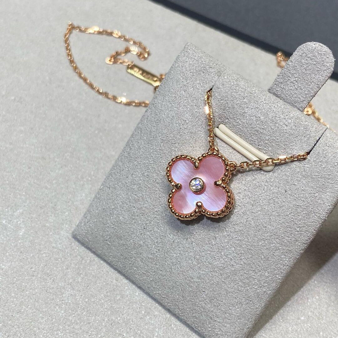 [Love Aura]CLOVER 15MM DIAMOND PINK MOP NECKLACE