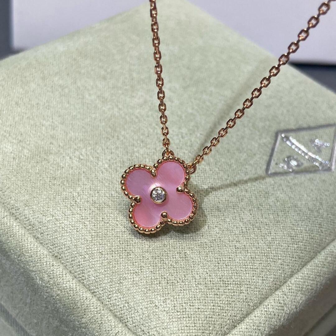 [Love Aura]CLOVER 15MM DIAMOND PINK MOP NECKLACE
