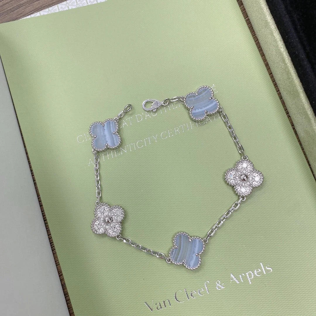[Love Aura] CLOVER 5 MOTIF PURPLE CHALCEDONY BRACELET COLLECTION