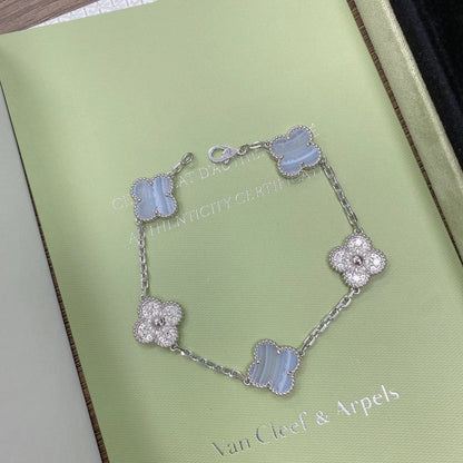 [Love Aura] CLOVER 5 MOTIF PURPLE CHALCEDONY BRACELET COLLECTION
