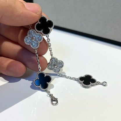 [Love Aura] CLOVER 5 MOTIF ONYXS BRACELET COLLECTION