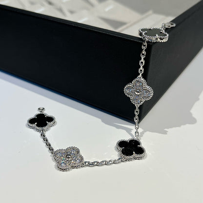 [Love Aura] CLOVER 5 MOTIF ONYXS BRACELET COLLECTION