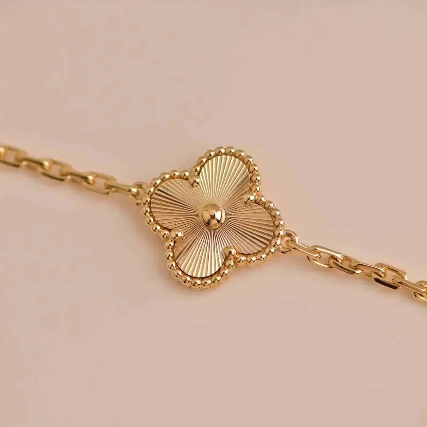 [Love Aura]CLOVER 5 FLOWERS LASER BRACELET