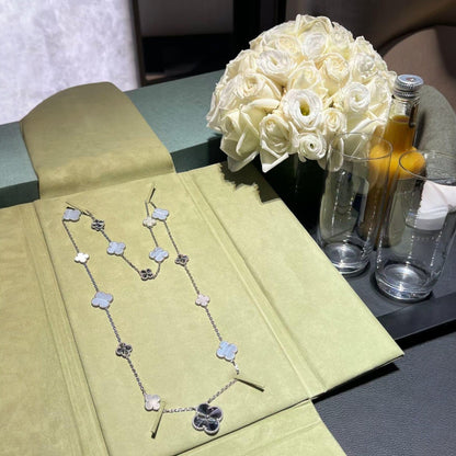 [Love Aura]DETACHABLE CLOVER 15(11+4) FLOWER SILVER NECKLACE SET