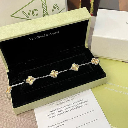 [Love Aura] CLOVER 5 MOTIF LASER BRACELET COLLECTION