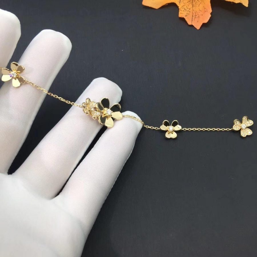 [Love Aura]FRIVOLE GOLD 5 FLOWERS BRACELET