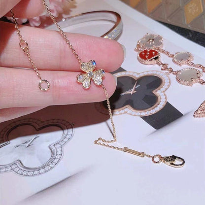 [Love Aura]FRIVOLE GOLD FLOWER DIAMOND BRACELET