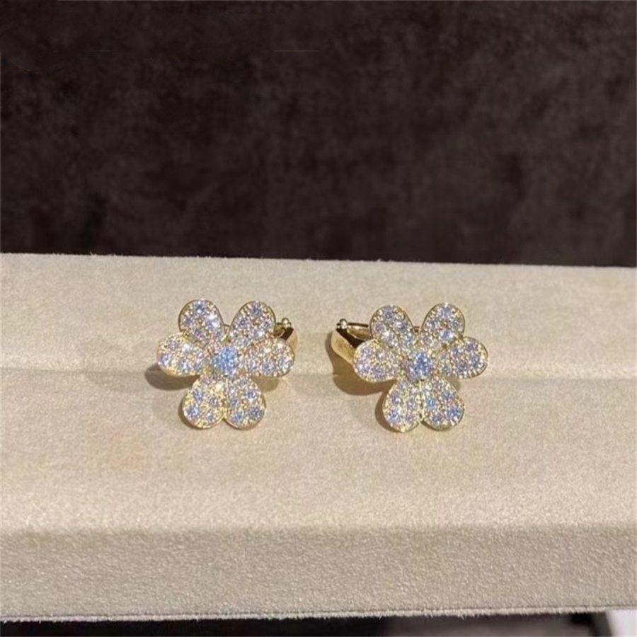[Love Aura]FRIVOLE GOLD FLOWER DIAMOND EARRINGS