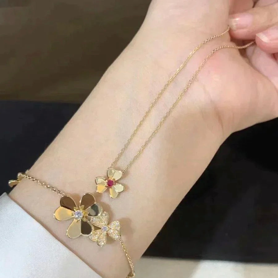 [Love Aura]FRIVOLE GOLD FLOWER NECKLACE