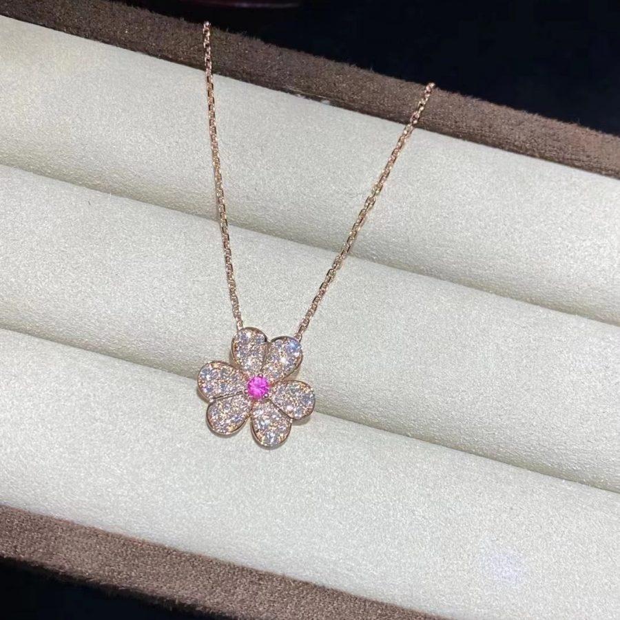 [Love Aura]FRIVOLE ROSE GOLD FLOWER DIAMOND NECKLACE