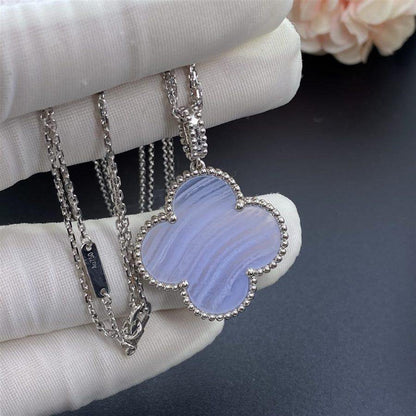 [Love Aura]CLOVER SILVER CHALCEDONY BIG CLOVER NECKLACE