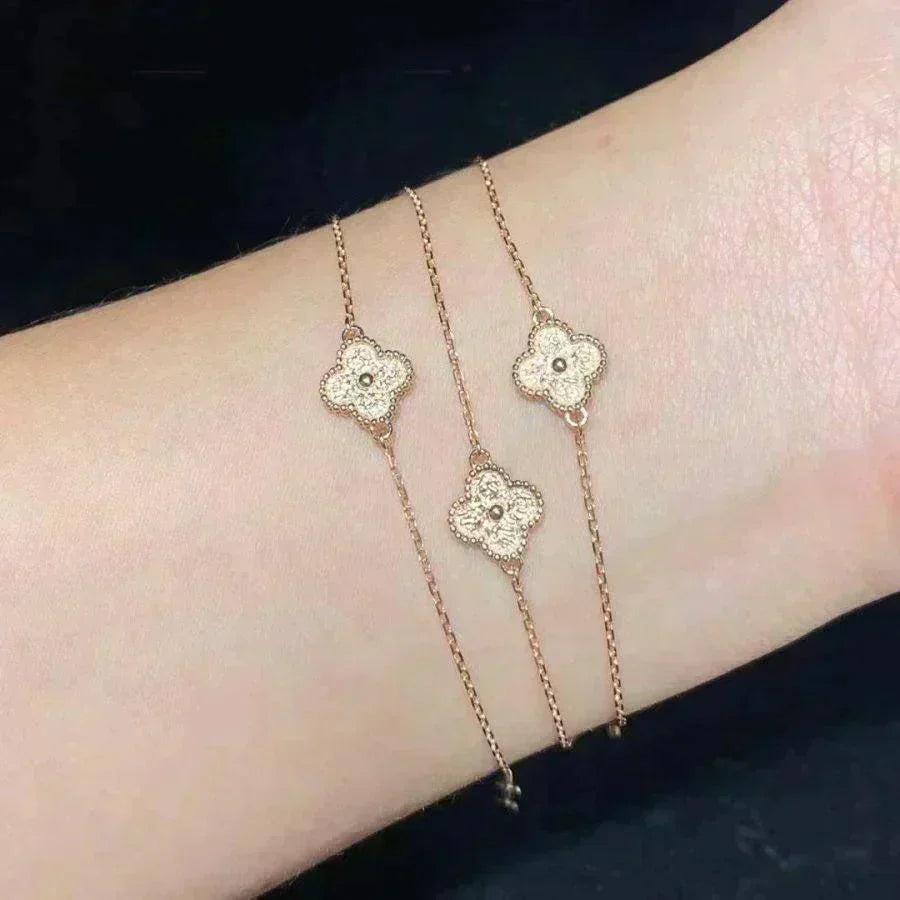 [Love Aura]CLOVER SINGLE FLOWER BRACELET