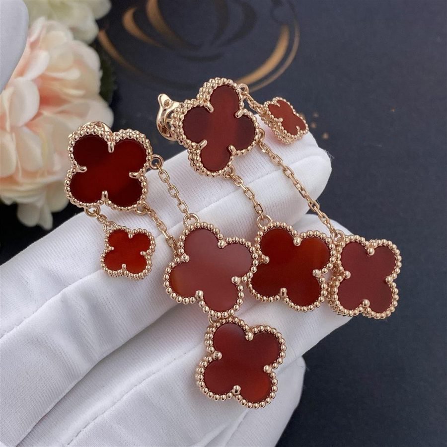 [Love Aura]CLOVER EARRINGS CARNELIAN 4 MOTIFS PINK GOLD