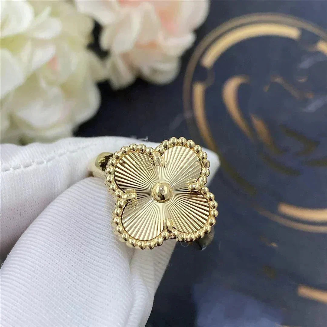 [Love Aura]CLOVER GOLD RING