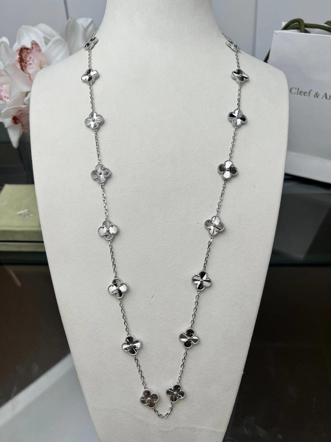 [Love Aura]CLOVER 20 MOTIFS  LASER SILVER