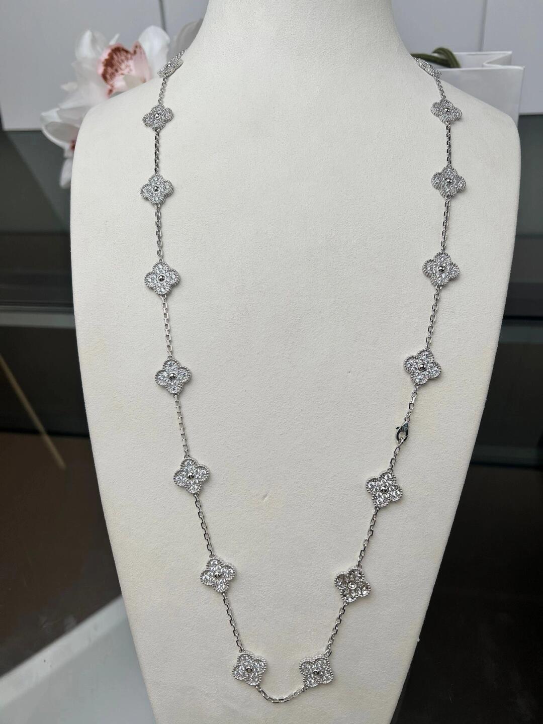 [Love Aura]CLOVER 20 MOTIFS DIAMOND SILVER