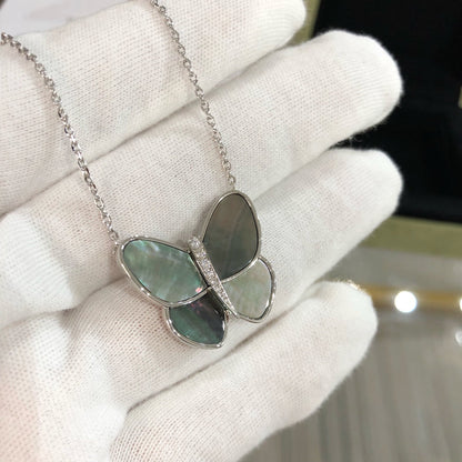 [Love Aura]LARGE BUTTERFLY SILVER PENDANT DIAMOND NECKLACE