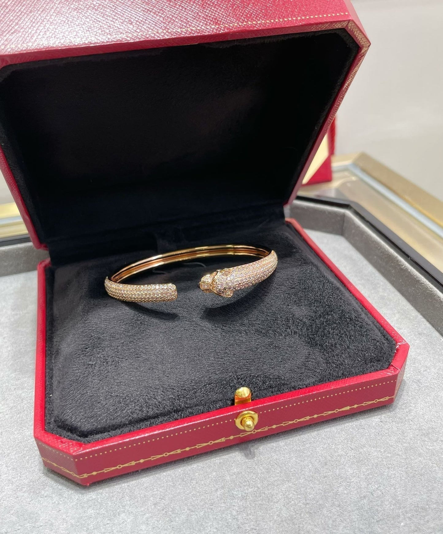 [Love Aura]PANTHERE FULL DIAMOND OPEN BRACELET