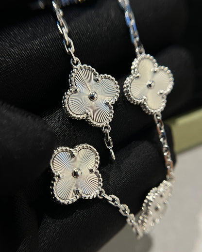 [Love Aura]CLOVER SILVER 5 MOTIFS BRACELET